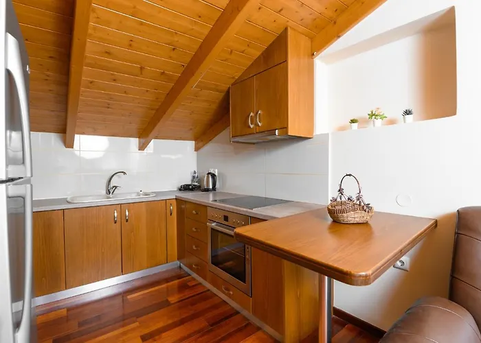 Dinos Διαμέρισμα