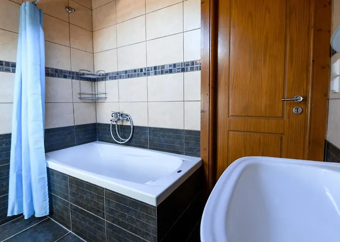 Dinos Διαμέρισμα *